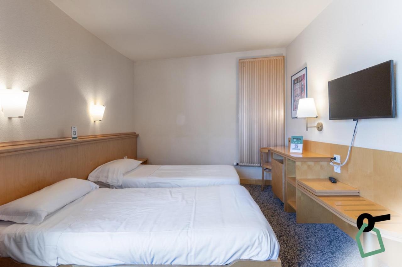 Hotiday Hotel ססטריארה מראה חיצוני תמונה